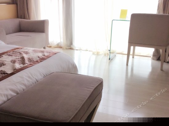 无敌海景大床房