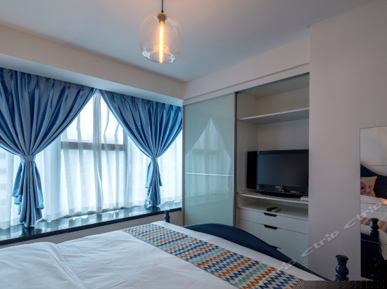 逸空间豪华四人套房