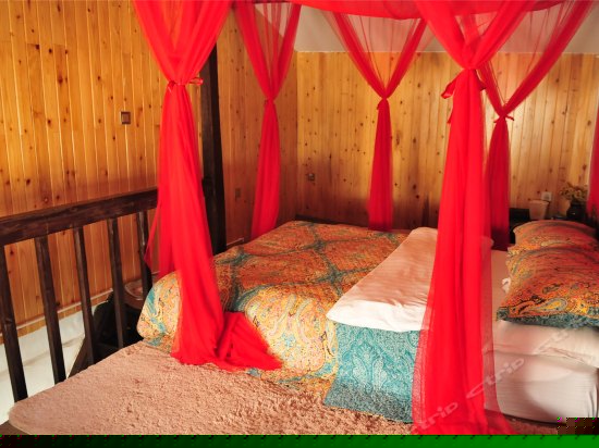 浪漫公主复式大床套间