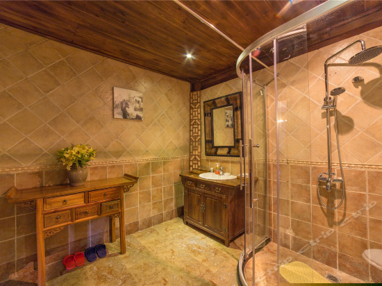 一号院朴素双床房