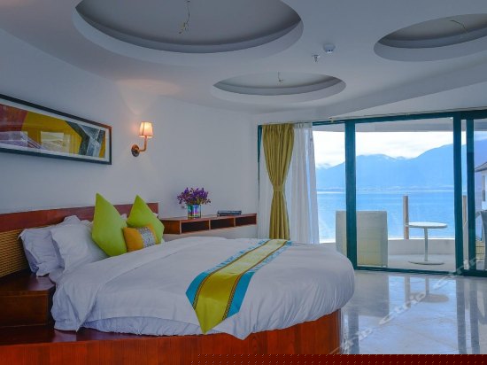 独立阳台汤池海景亲水房