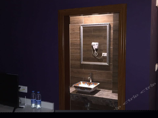 特价房（无窗）