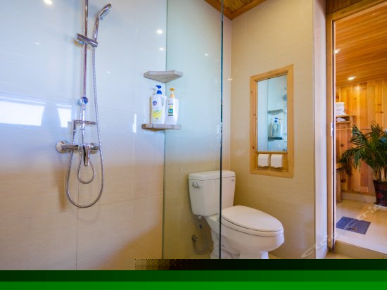 豪华蜜月阳台海景房（二号院）