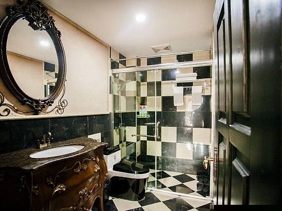 蒂凡尼早餐（江景阳台大床房）