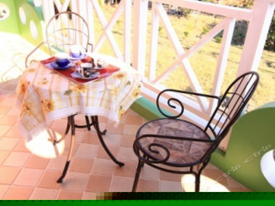 绿精灵楼中楼四人房