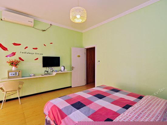 江景情侣大床房