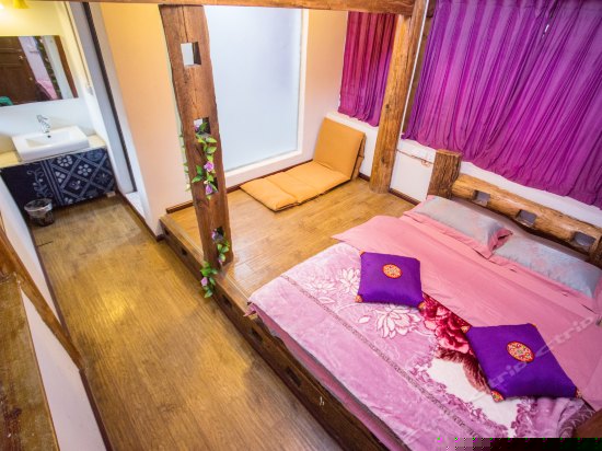 二楼一米阳光温馨大床房