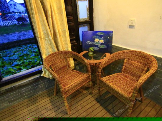 清风亭两面环河独栋庭院观景