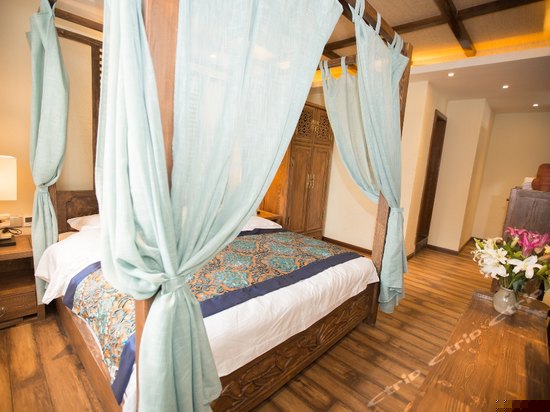 一楼中式特价大床