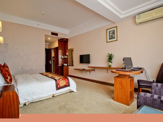 高级商务大床房