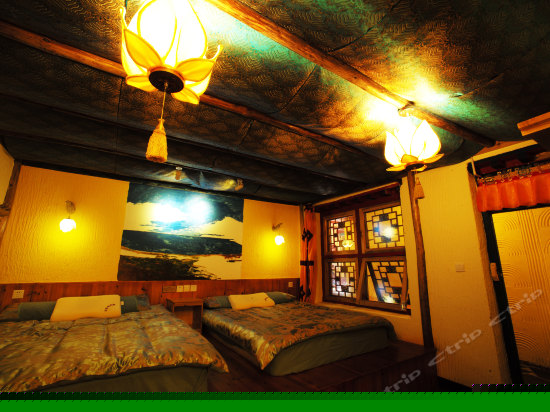 惜措豪华标准家庭房