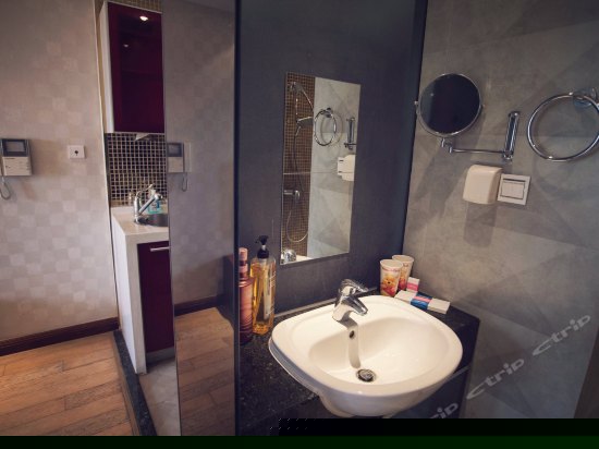 维尼高级大床房