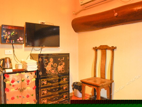 明清绣楼大床房