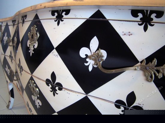 凡尔赛宫四人房