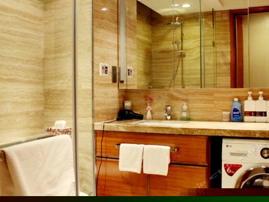 高端精品大床房