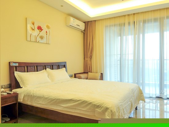 豪华园景大床房