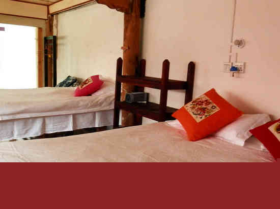 二楼观景家庭房