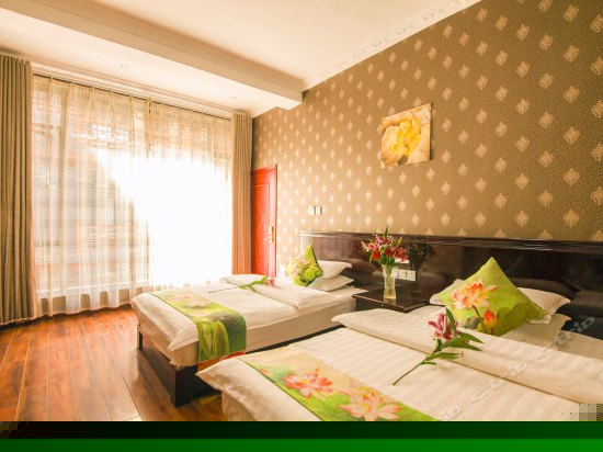 初见温馨家庭房