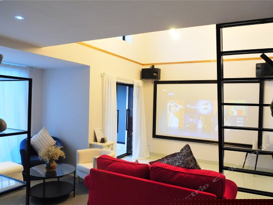 二楼梦影云端套房