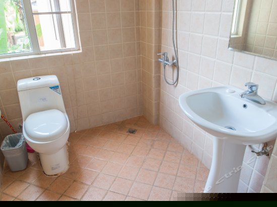 雅致园景家庭套房