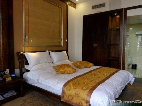 豪华景观大床房