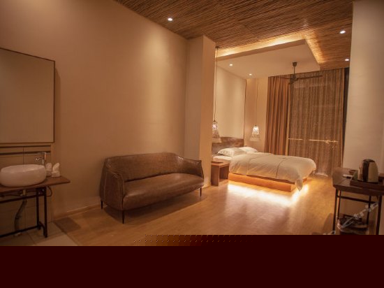 豪华高级海景大床房