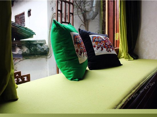 精品大床房（三寸日光）