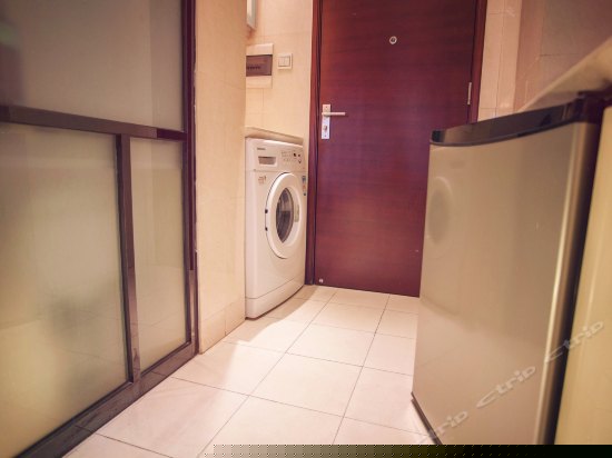 维尼熊温馨大床房