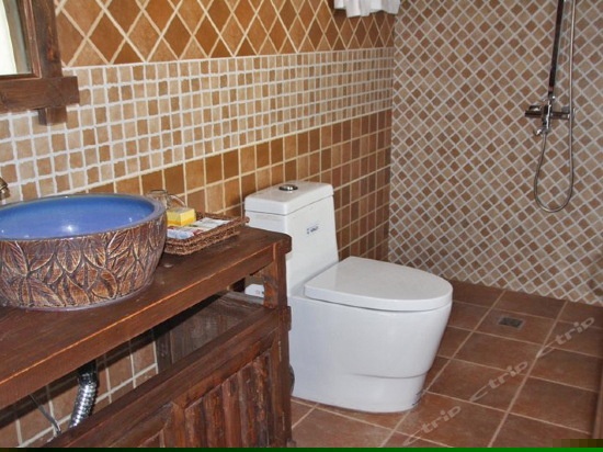 豪华大床复式房