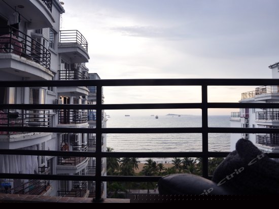 梦马人阳台海景大床房