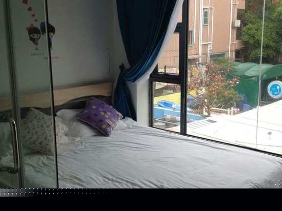 阳光观海大床房