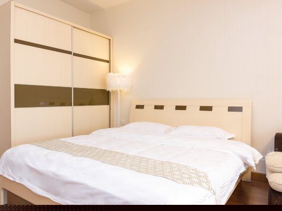 观景豪华大床房