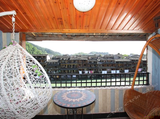 花好月圆（临江圆床）