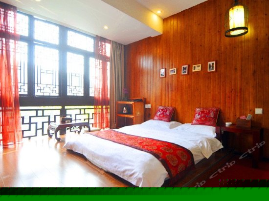 临河观景单人间