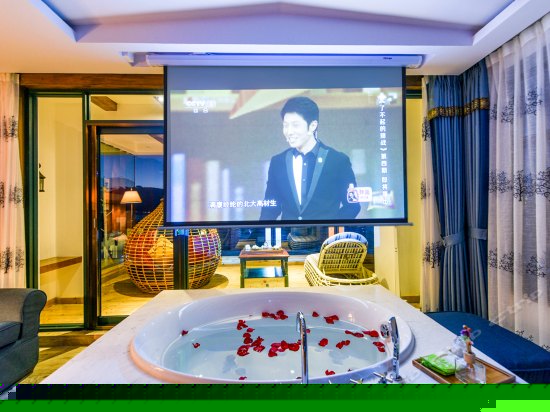 泰式270°海景大床房