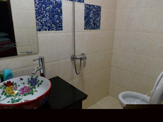 徽韵雕花古床房