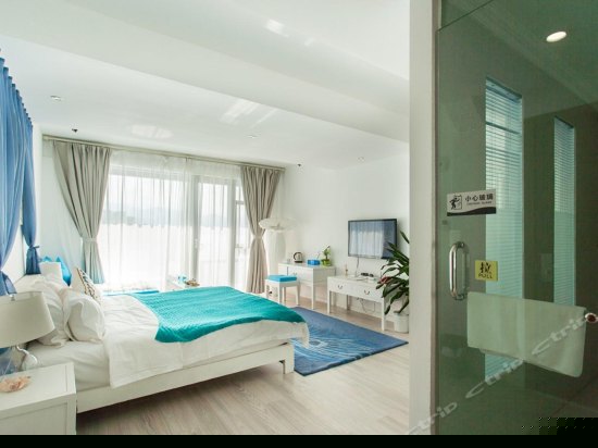 海景阳台大床房雪月