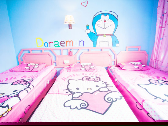 哆啦A梦四人房