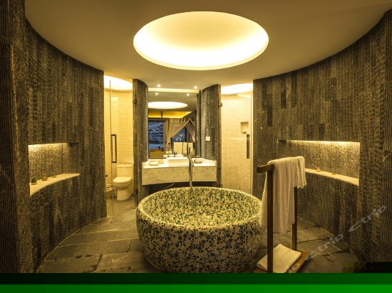 行政豪华海景房