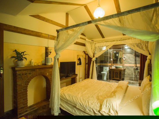 温馨大床房（捌月）