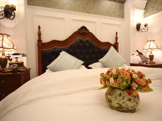 豪华宫廷大床房