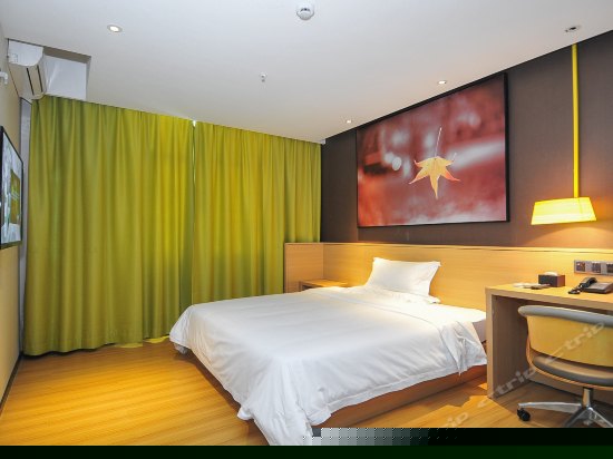 i IN（至IN大床房）