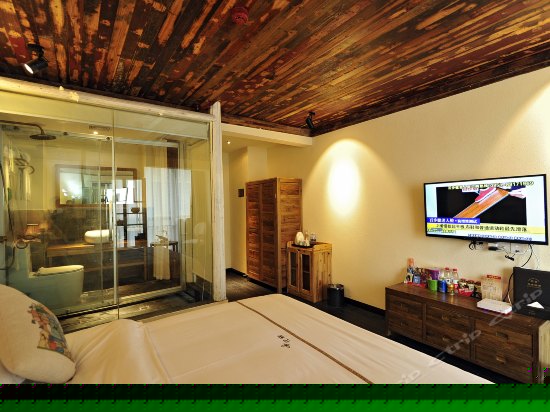 薰衣草精品大床房