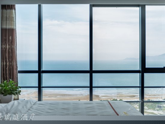 观海听涛大床房