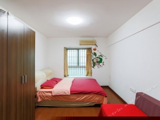 地铁站超大主卧