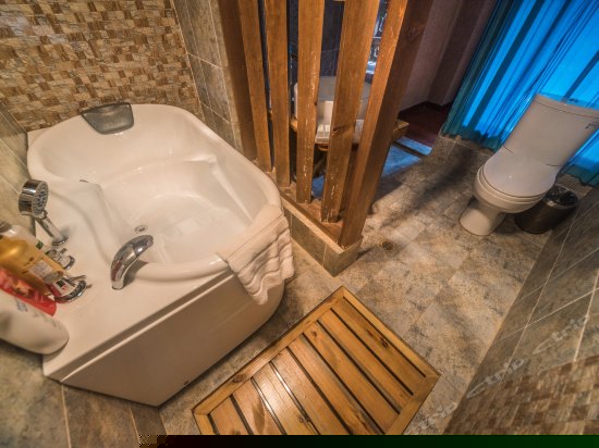 豪华阳光大床房