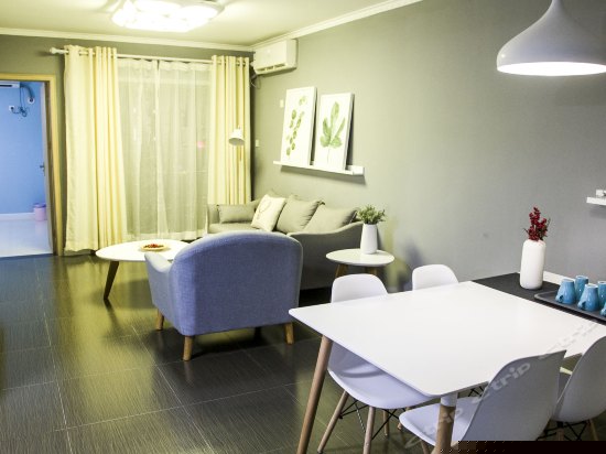 挪威意境三室套房