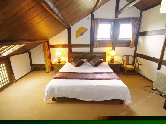 千佛、万佛情侣商务度假房