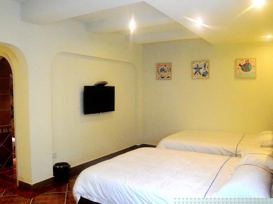 椰林亲子房三人间