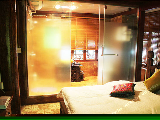 精致标准间（翡色翠华）